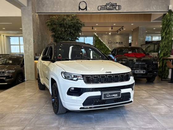 JEEP COMPASS 2.0 HURRICANE 4 TURBO GASOLINA BLACKHAWK AT9 JEEP COMPASS 2.0 HURRICANE 4 TURBO GASOLINA BLACKHAWK AT9